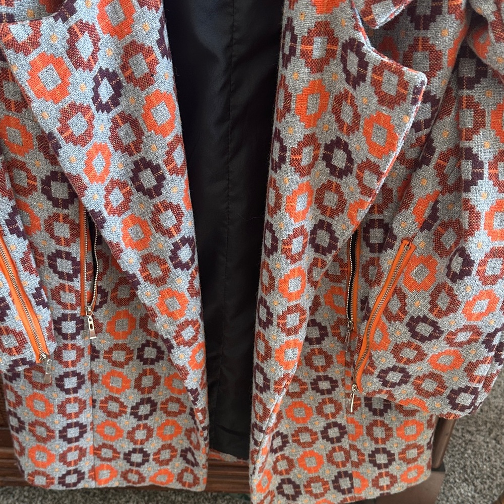 Colorful Geometric Patterned Vintage Coat - Picture 5 of 9